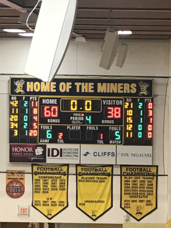 Negaunee Miners Girls Basketball defeats the Gladstone Braves 60-38 on Sunny 101.9FM The Negaunee Miners defeated the Gladstone Braves 60-38 on senior night.